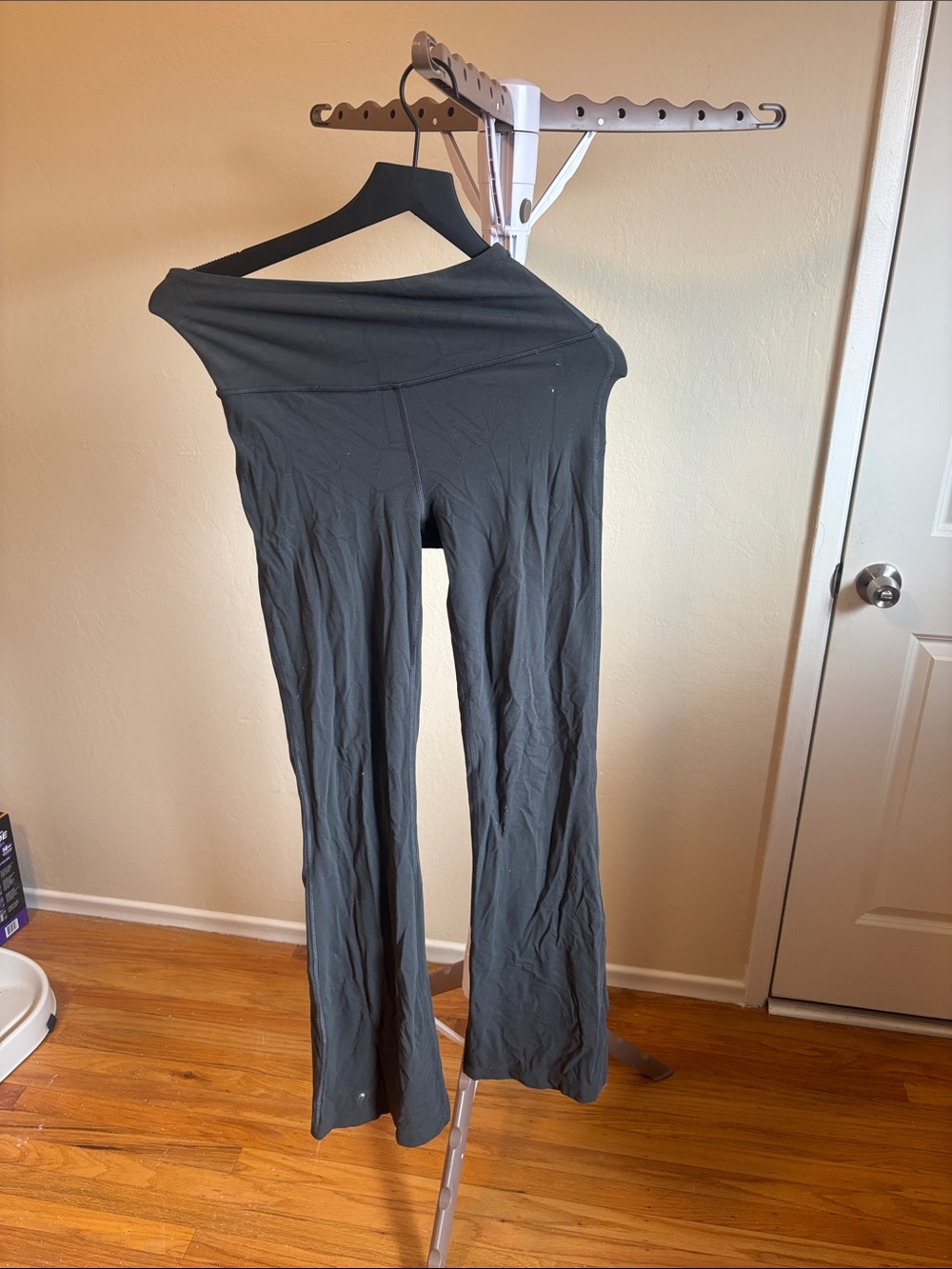 Lululemon groove full length size 4